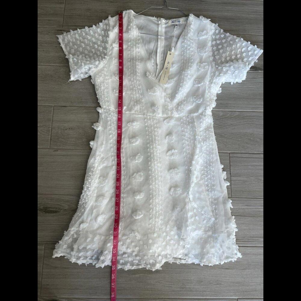 SHE + SKY White Jacquard Swiss Dot Wrap Dress NWT Size M - Picture 11 of 11